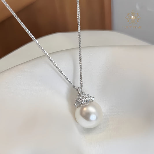 4A+ Aurora High-Luster Natural Freshwater Seedless Pearl "Ice Queen" Necklace