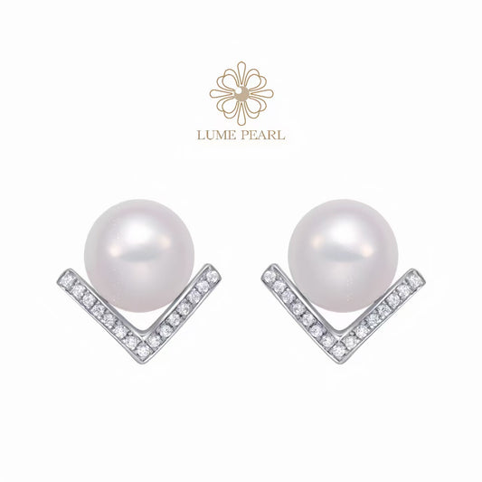 4A Grade Aurora Nucleated-Free Freshwater Pearl V Earrings – A Minimalist Must-Have for Urban Chic