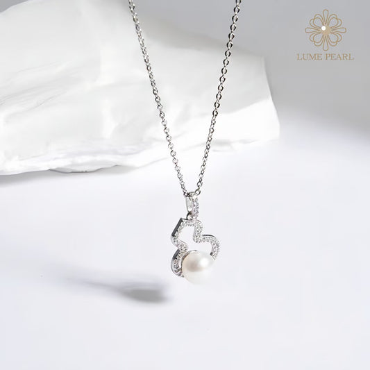 4AAAA Aurora-Grade “Lucky Gourd” Freshwater Pearl Necklace & Earring Set – Minimalist Gift of Elegance and Fortune