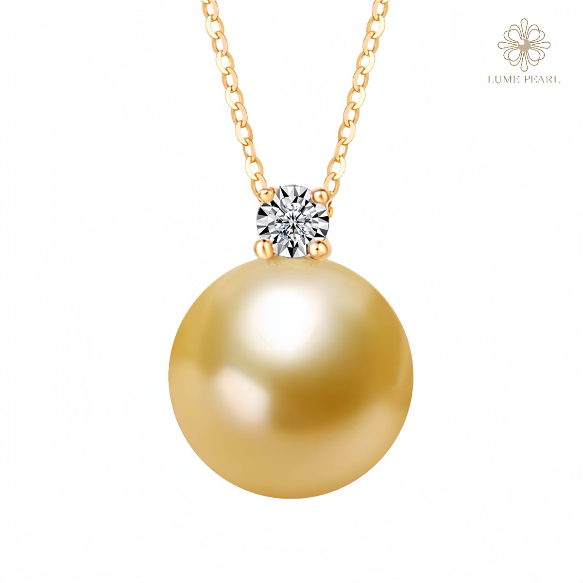 4A South Sea Golden Pearl Pendant Necklace – 18K Gold with Diamond Accent | Timeless Luxury & Ocean Elegance