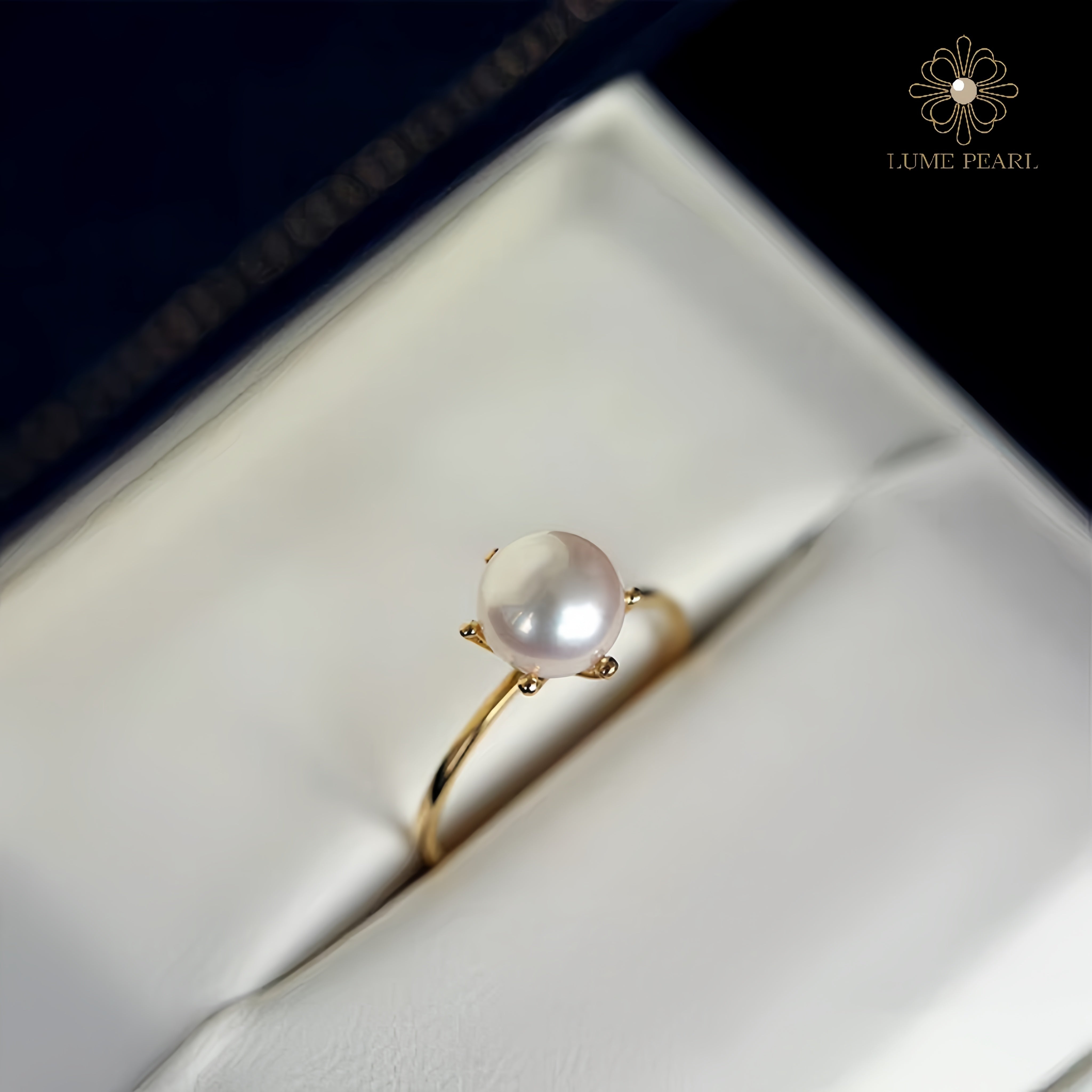4AAAA  Aurora High-Luster Six-Prong Natural Freshwater Seedless Pearl Adjustable Ring